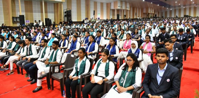 संत गाडगेबाबा अमरावती विद्यापीठाचा ३९ वा दीक्षान्त समारंभ