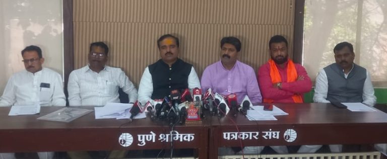 जेजुरी देवस्थान विश्वस्तांच्या धमार्दाय आयुक्तांनी केलेल्या नेमणुका घटनेनुसार