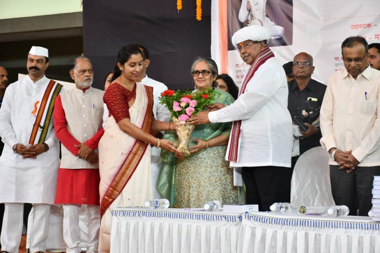 पालखीच्या आनंद व‌ आरोग्याच्या वारी सोबत यंदा एकपात्री अभिनयातून संत तुकाराम दर्शन घडणार – पालकमंत्री चंद्रकांतदादा पाटील