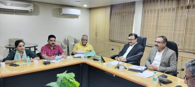 लोकनेते गोपीनाथ मुंडे ऊसतोड कामगार कल्याण महामंडळातर्फे योजना -डॉ. प्रशांत नारनवरे