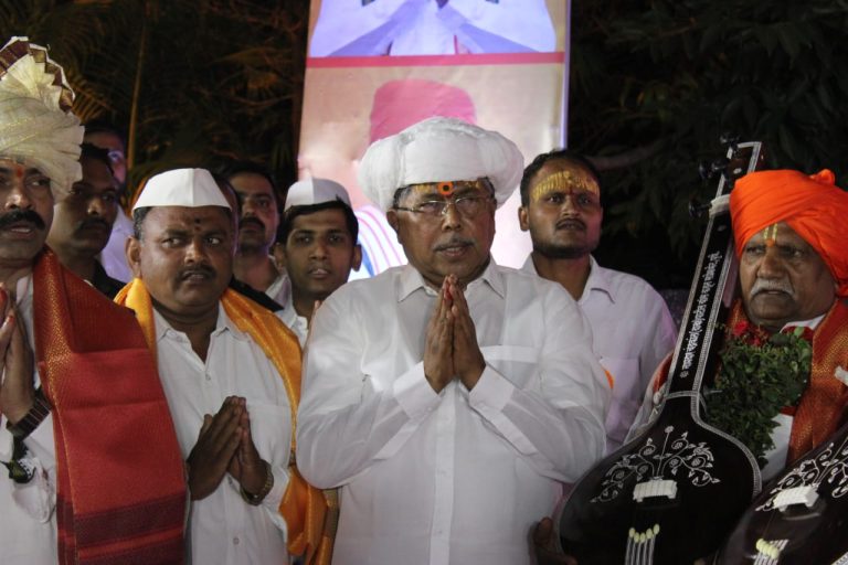 लोकसहभागातून आळंदीत शंभर खोल्याची इमारत उभारण्यात येणार – चंद्रकांतदादा पाटील