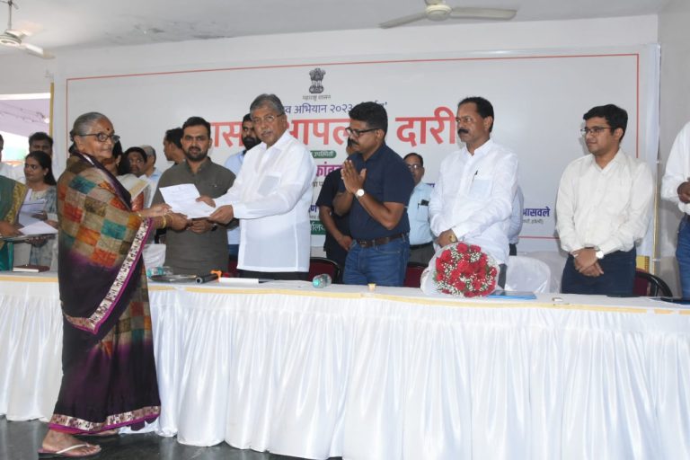 कोथरूड येथील ‘शासन आपल्या दारी’ मेळाव्यात १ हजार ३८१ लाभार्थ्यांना विविध योजनांचा लाभ