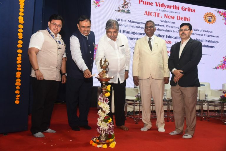 राष्ट्रीय शिक्षण धोरणाच्या अंमलबजावणीसाठी खाजगी संस्थांना सहकार्य- उच्च व तंत्रशिक्षण मंत्री चंद्रकांतदादा पाटील