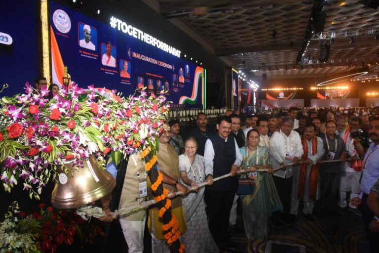 जनहिताची जपणूक करत लोकशाही अधिक बळकट करावी – उपमुख्यमंत्री देवेंद्र फडणवीस