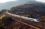 मुंबई ते गोवा दरम्यानचा प्रवास वंदे भारत रेल्वे सुमारे साडेसात तासांत पूर्ण करेल