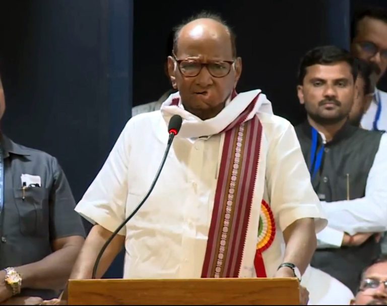 कर्नाटक सरकारने सावरकरांचे धडे वगळल्याने सामाजिक ऐक्य धोक्यात येणार नाही, हे पाहणे सरकारचे काम – शरद पवार