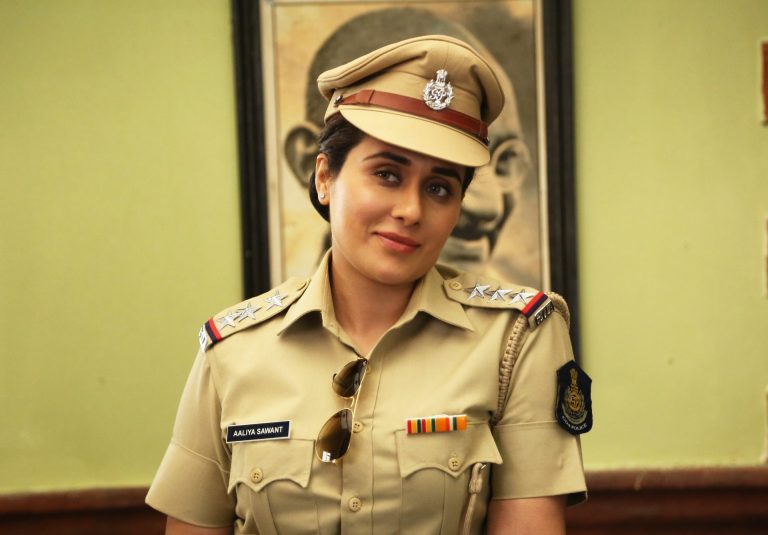 तेजस्विनीचा ‘अफलातून’ डॅशिंग अंदाज