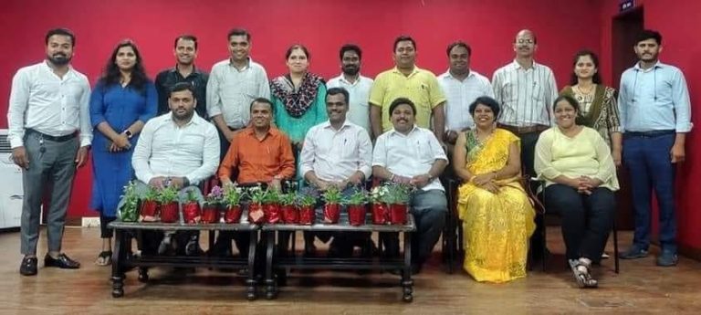पुणे श्रमिक पत्रकार संघाच्या अध्यक्षपदी पांडुरंग सांडभोर,तर सरचिटणीसपदी सुकृत मोकाशी