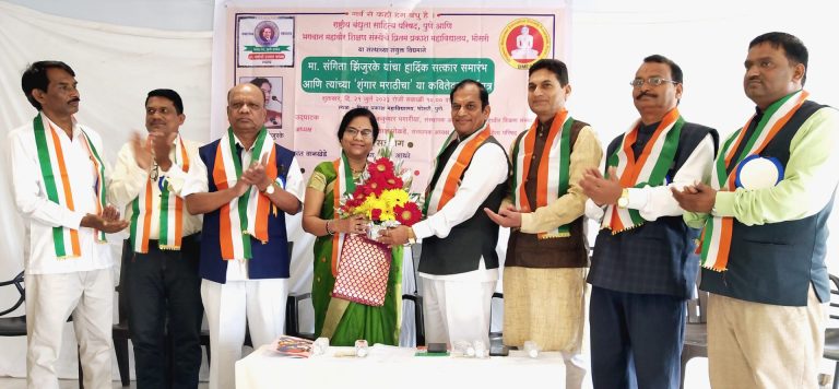 मराठी भाषेच्या सौंदर्याचे मनोहारी दर्शन:’शृंगार मराठीचा’