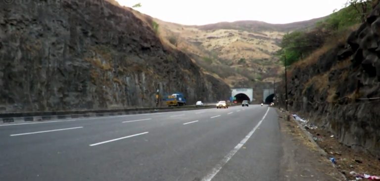 आता कात्रज बायपास मार्गावर वाहन वेग मर्यादा 40 किमी प्रतितास बंधनकारक