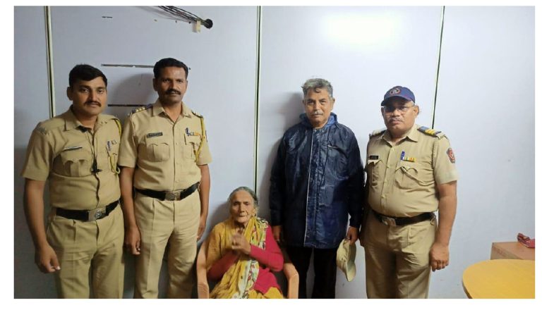बिट मार्शलचे कर्तव्य तत्परतेमुळे…  रस्ता चुकलेली ७० वर्षीय वयोवृद्ध महिला कुटूंबियाकडे सुखरूप