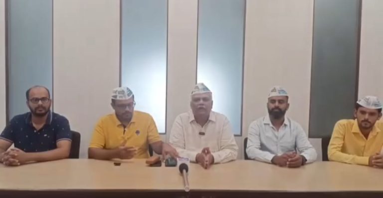 ओमप्रकाश बकोरीया यांची बेकायदेशीर बदली तात्काळ स्थगित करा-आम आदमी पार्टीकडून आंदोलनाचा  इशारा