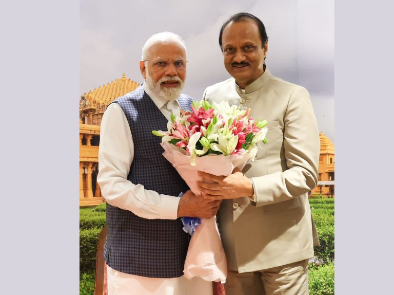 अजित पवारांनी मोदी :शहांची भेट घेतली, अजितदादांना पुन्हा भेटीचे निमंत्रण