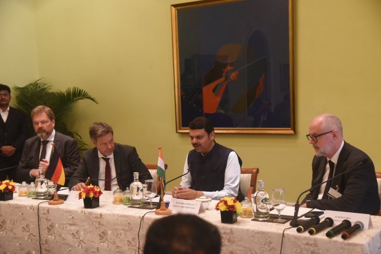 ऊर्जा क्षेत्रात जर्मनीशी सहकार्य वाढवणार – उपमुख्यमंत्री देवेंद्र फडणवीस