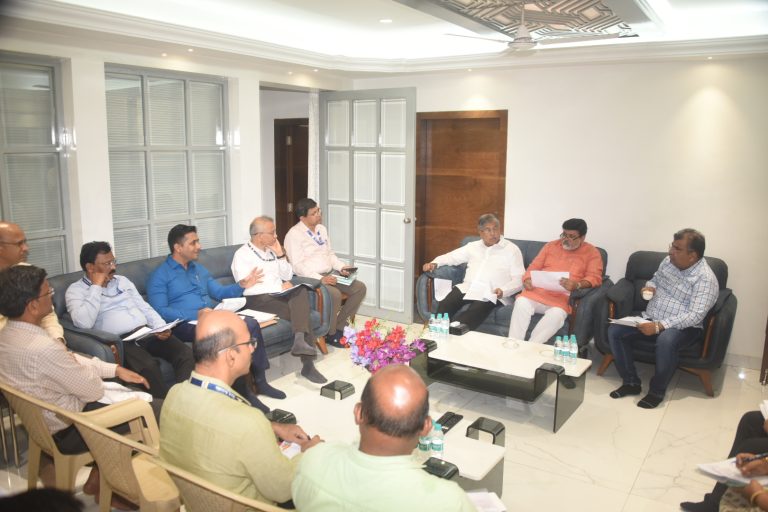 रत्नागिरीत सागरी विद्यापीठासाठी जागा निश्चित करावी – उच्च व तंत्र शिक्षणमंत्री चंद्रकांत पाटील