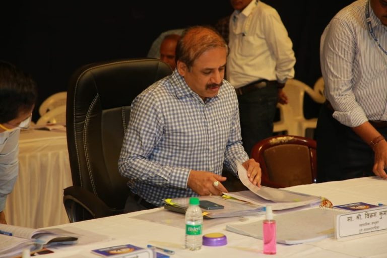 वाड्यांच्या जागेवर झोपडपट्टी दर्शवून घोटाळे केलेल्यांचा होणार पर्दाफाश ..