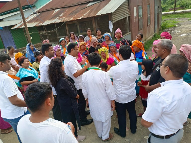 राष्ट्रवादी काँग्रेसचे शहराध्यक्ष प्रशांत जगताप यांनी दिली मणिपूरमधील आपत्तीग्रस्त भागात भेट.