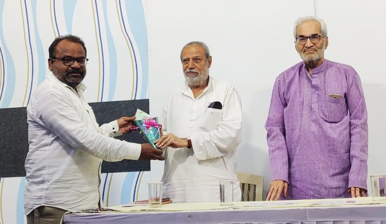 वैचारिक प्रदूषण दूर करण्यासाठी गांधी- आंबेडकर -लोहिया यांच्या विचारांची आवश्यकता : रघू ठाकूर
