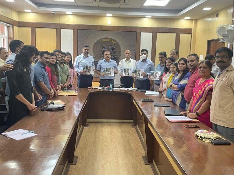 विद्यार्थ्यांना सार्वजनिक वाहतूक आणि सायकल कशी सर्वाधिक सोयीस्कर ठरेल यासाठी प्रशासनाने उपक्रम राबवावे – विक्रम कुमार