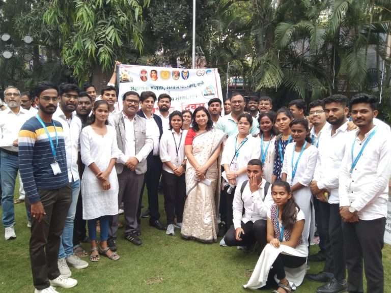 कर्वे समाज सेवा संस्थेच्यावतीने विविध उपक्रमांनी संविधान दिन साजरा –