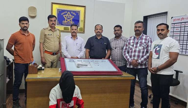 पिस्तुल घेऊन फिरणारा पुण्यात आणखी एक पकडला