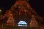 'दगडूशेठ' गणपती मंदिरात दीपोत्सव: तब्बल एक लाख दिव्यांनी सजले मंदिर