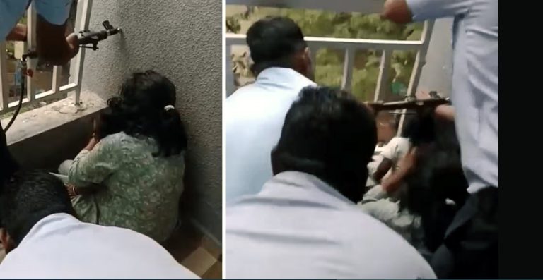 गॅलरीच्या ग्रीलच्या जाळीत अडकला १ वर्षाचा मुलगा,अग्निशमन दलाचे जवान ठरले देवदूत