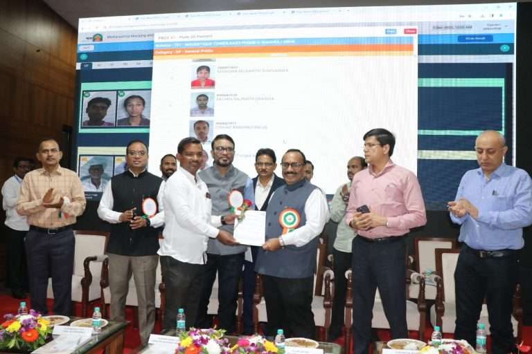 वर्षभरात नागरिकांना १ लाख कुटुंबांना हक्काचे घर उपलब्ध करुन देणार- गृहनिर्माण मंत्री अतुल सावे