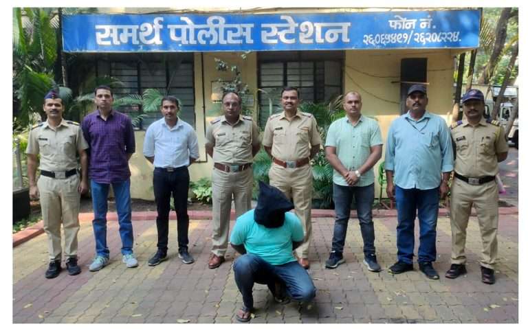 तडीपार केलेल्या सराईत गुन्हेगारास ठोकल्या बेडया