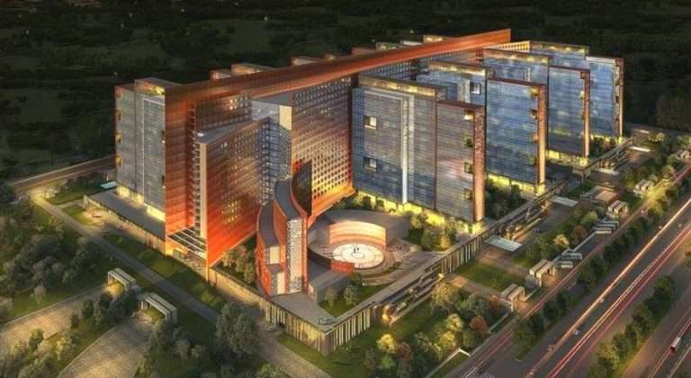 पंतप्रधानांनी सूरत हिरे बाजाराचे केले उद्घाटन,15 मजले असलेले 9 टॉवर, ही सर्वात मोठी इंटरकनेक्टेड बिल्डिंग