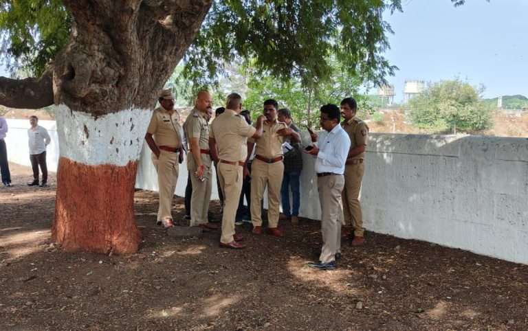 विजयस्तंभ अभिवादन कार्यक्रम स्थळाची अधिकाऱ्यांकडून पाहणी