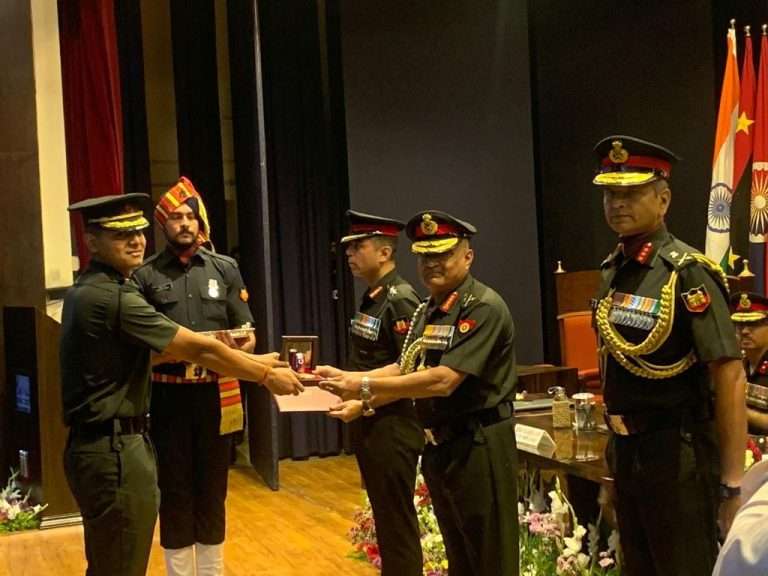 लष्करप्रमुख जनरल मनोज पांडे यांचे पुणे येथील सी.एम.ई.येथे दीक्षांत समारंभात संबोधन