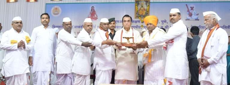 वारकरी संप्रदाय विश्वधर्मी व्हावा हभप कृष्णा महाराज यांचे विचार