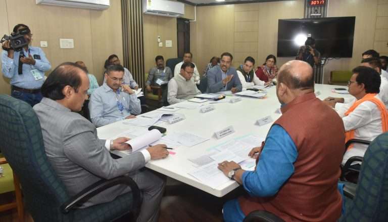 प्रत्येक घरात नळाने पिण्याचे पाणी पुरविण्यासाठी जल जीवन मिशनची कामे युद्धपातळीवर पूर्ण करा-उपमुख्यमंत्री अजित पवार