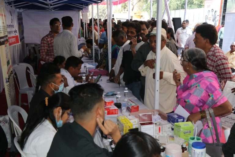 ‘विकसित भारत संकल्प’ यात्रेच्या माध्यमातून आरोग्य तपासणी