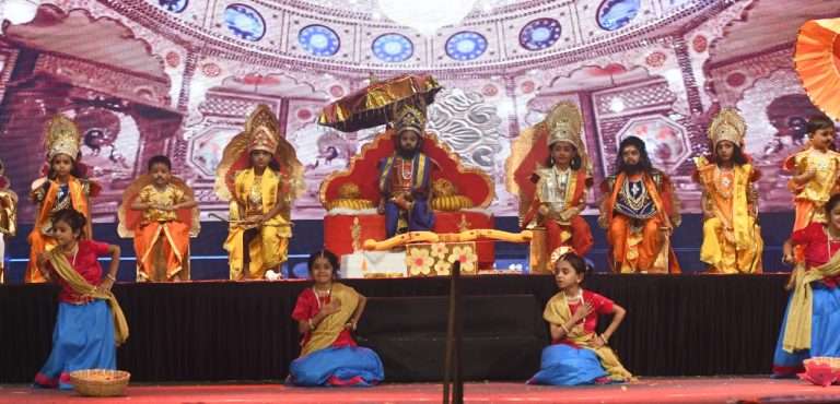 नृत्याविष्कारातून साकारले गीत रामायण