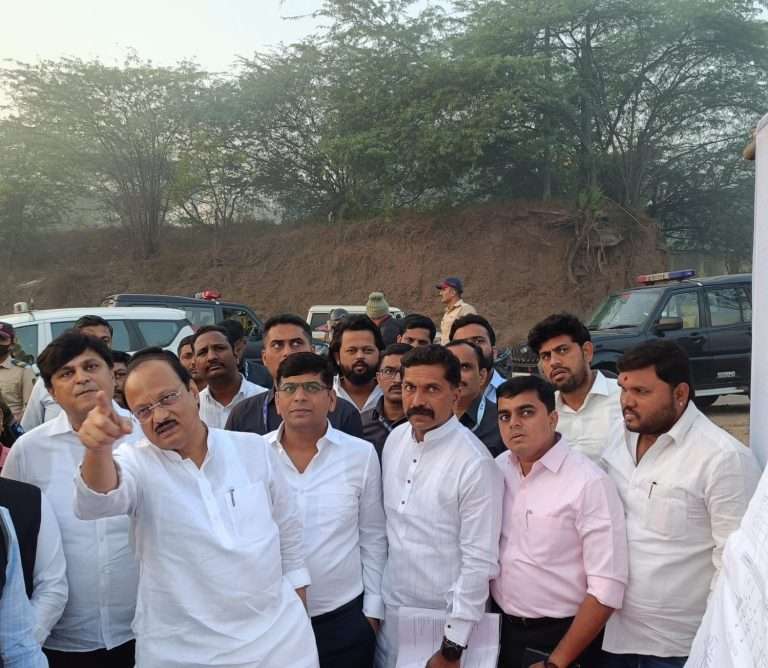 काल ओपन चॅलेंज अन् आज अजित पवार थेट पोहोचले अमोल कोल्हेंच्या मतदारसंघात…विविध विकासकामांची पाहणी