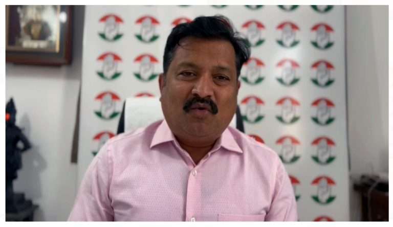 वाल्मिक कराड सरेंडर: मुख्यमंत्र्यांनी राजीनामा द्यावा…अतुल लोंढे