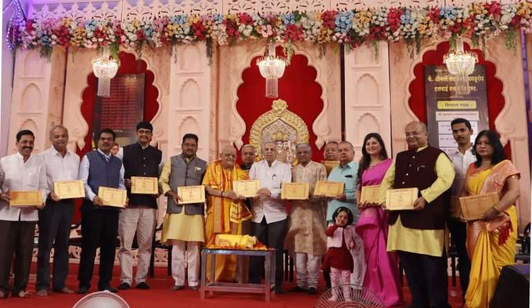 प्रत्येक अडचणीचे निवारण गुरूचरित्रात – डॉ. गजानन एकबोटे 
