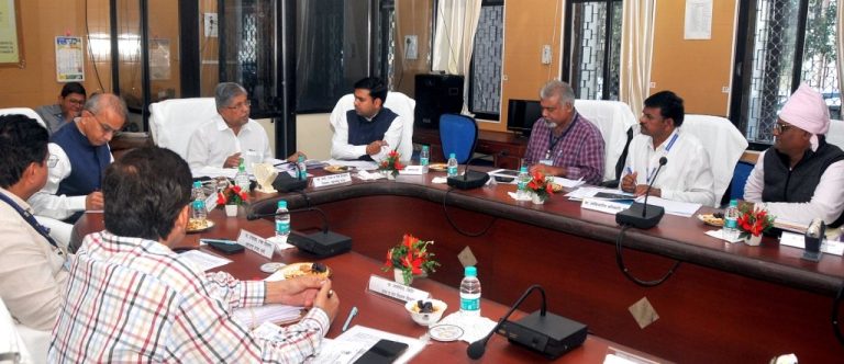 मराठी भाषा विद्यापीठासाठी भूमी अधिग्रहणास वेग द्यावा – उच्च व तंत्रशिक्षण मंत्री चंद्रकांत पाटील