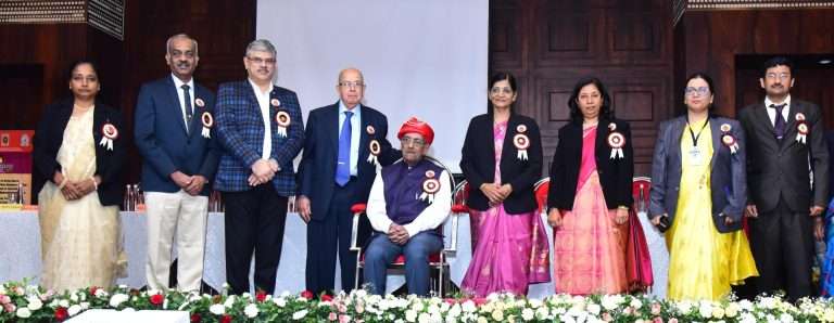 रोगप्रतिबंधात्मक उपायांकरीता आयुर्वेदीय जीवनशैलीचा अंगीकार करावा-सावित्रीबाई फुले विद्यापीठाचे प्र- कुलगुरू डॉ. पराग काळकर 
