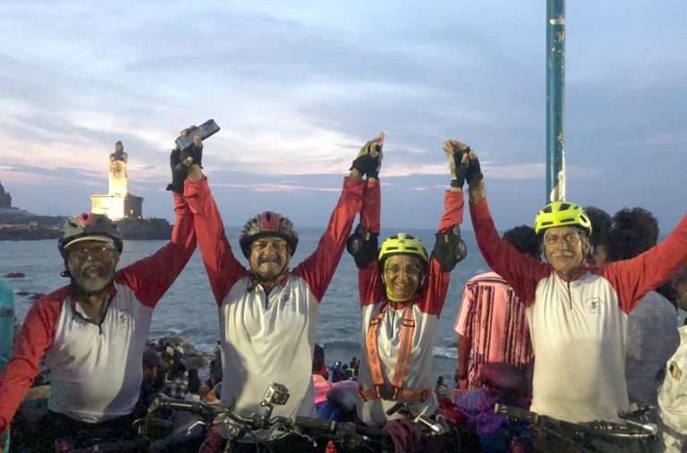 चौघा ज्येष्ठांकडून काश्मीर ते कन्याकुमारी सायकल यात्रा यशस्वी- ३२ दिवसांत ३८०० किलोमीटरचा प्रवास केला पूर्ण