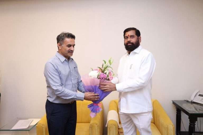 नितीन करीर हे मुख्य सचिव पदाची प्रतिष्ठा उन्नत राखतील-मुख्यमंत्री शिंदे