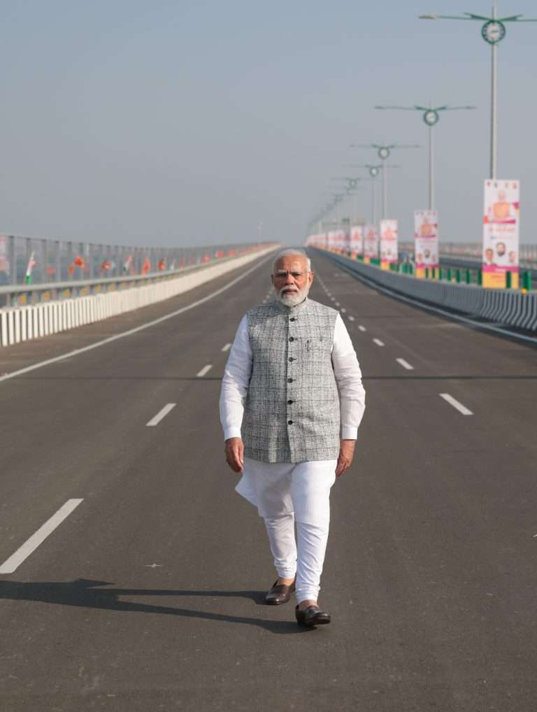 पंतप्रधानांच्या हस्ते नवी मुंबईत अटलबिहारी वाजपेयी शिवडी-न्हावा शेवा अटल सेतूचे उद्घाटन