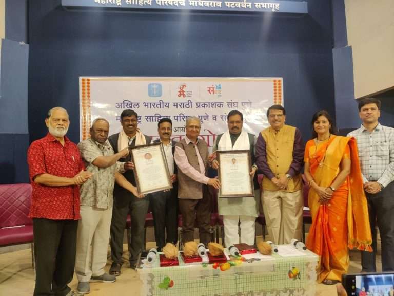 पुस्तक महोत्सवातील युवकांचा सहभाग आशादायी