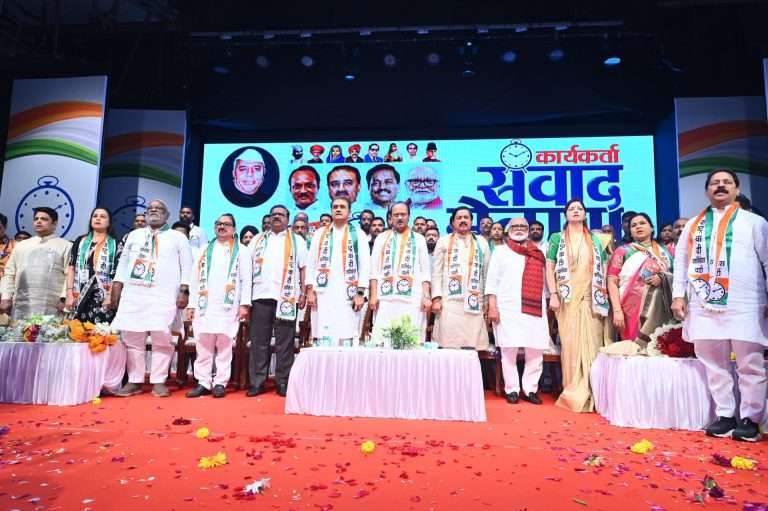 कार्यकर्त्यांच्या बळावर आगामी निवडणुकांचे युध्द आपल्याला जिंकायचे आहे – अजित पवार