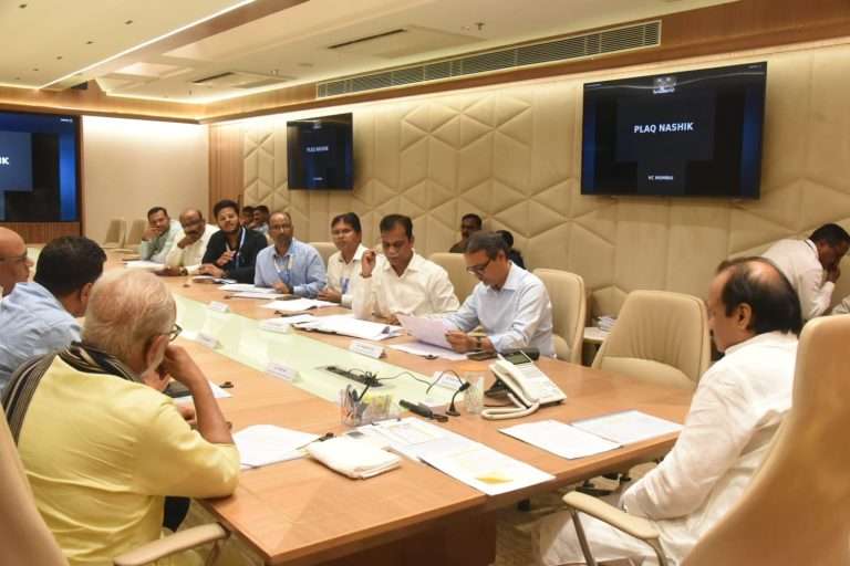 महाराष्ट्राची अर्थव्यवस्था एक ट्रिलियन डॉलरवर नेण्याचे लक्ष्य-उपमुख्यमंत्री अजित पवार यांच्या सूचना