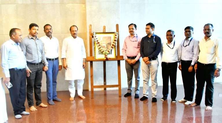 संत सेवालाल महाराज यांच्या जयंती निमित्त उपमुख्यमंत्री अजित पवार यांच्याकडून अभिवादन