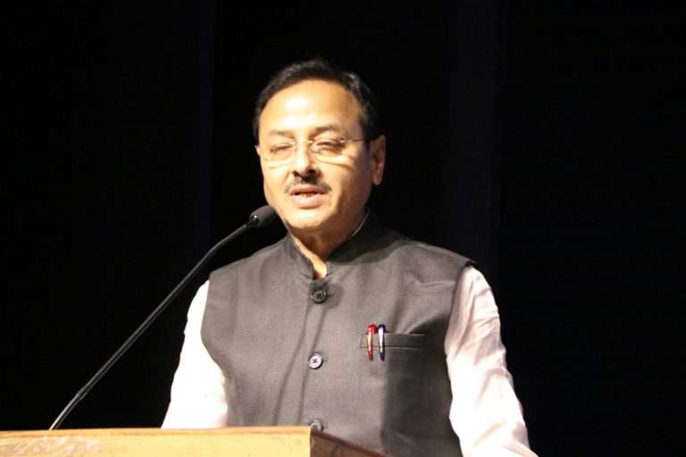 स्वतःला नियमांमध्ये बंधिस्त करा – किशोर राजे निंबाळकर