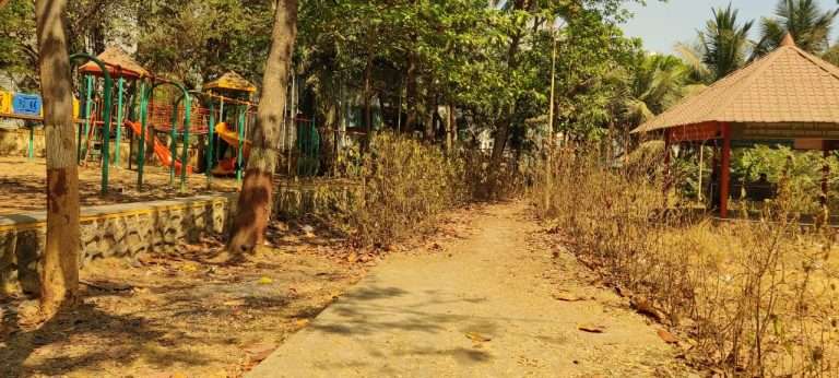 आरे कॉलनीतील स्वांतत्र्यवीर सावरकर उद्यानाला आली अवकळा